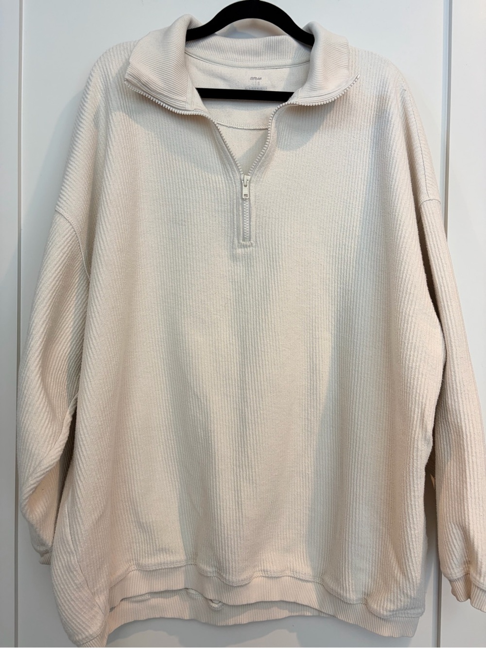 Aerie Cream Ribbed Quarter Zip Sweatshirt Size L